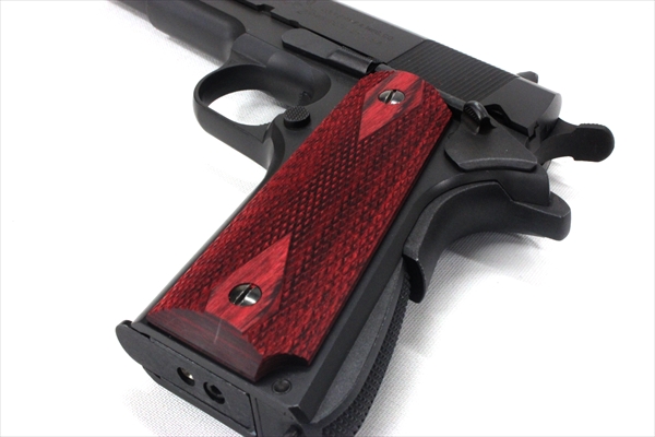 Wood Grip Government / 45 AUTO (Diamond Checker / Red)